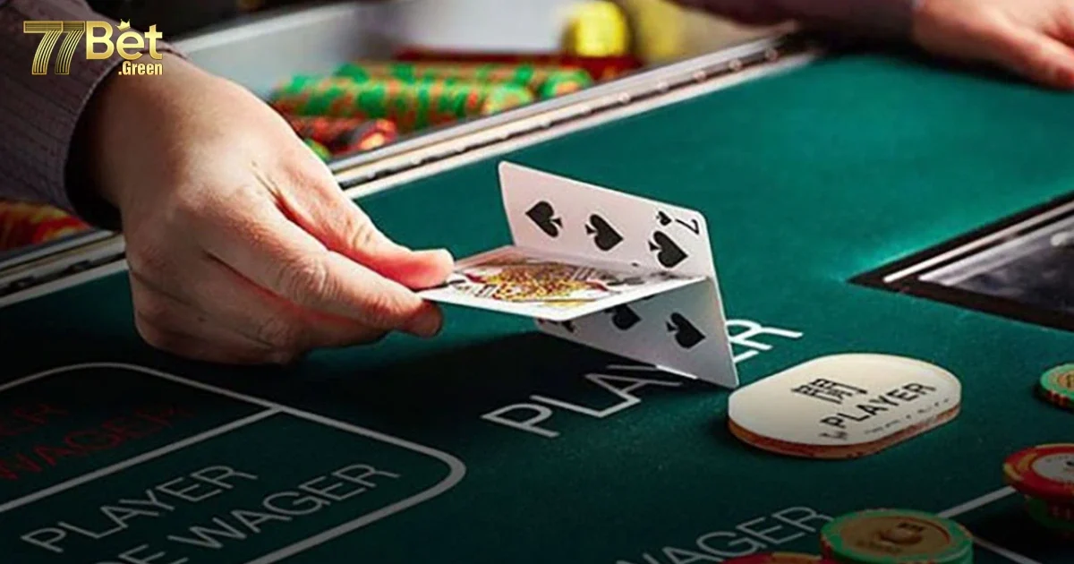 Baccarat 77bet: Tr&ograve; chơi b&agrave;i đơn giản m&agrave; cuốn h&uacute;t